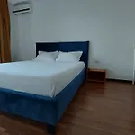Summerland Seaview Apartman *