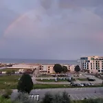 Summerland Seaview Apartman *