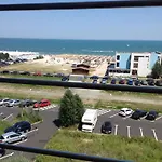 Summerland Seaview Mamaia