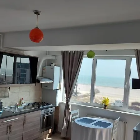 Apartment Summerland Seaview Mamaia