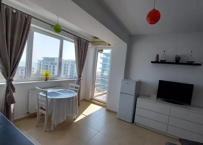 Summerland Seaview Apartman *